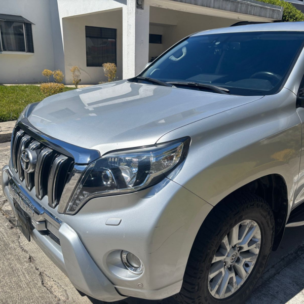 Toyota Land Cruiser Prado VX 2016 GRIS
