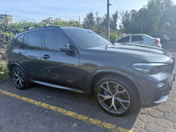 BMW X5 XDrive 40i Kit M 2021