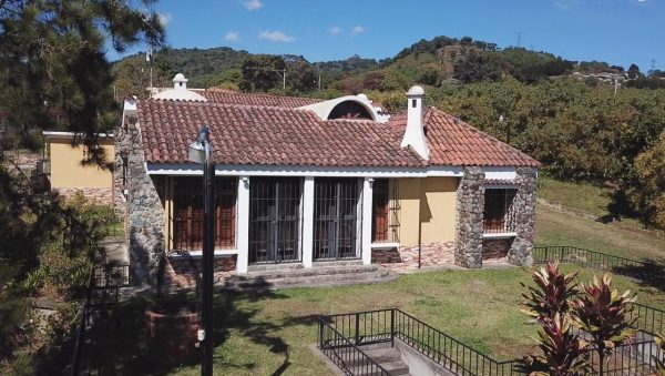 Granja en Venta – Santa Lucía Milpas Altas